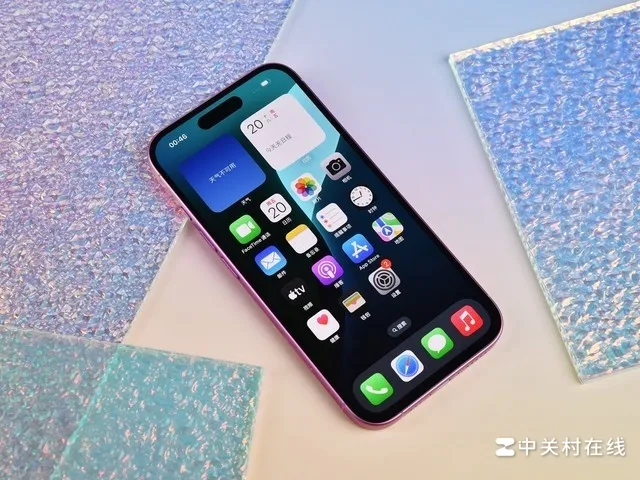 iPhone 16