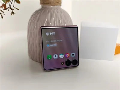 三星 Galaxy Z Flip8