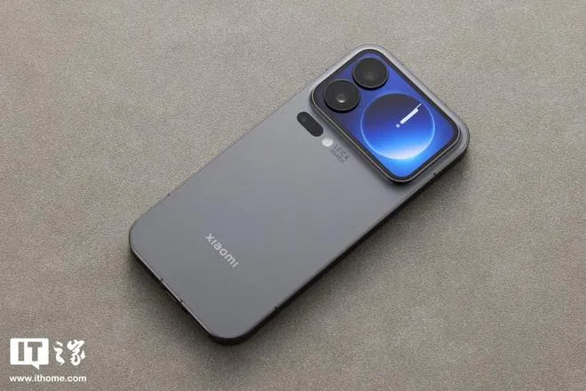 小米 18